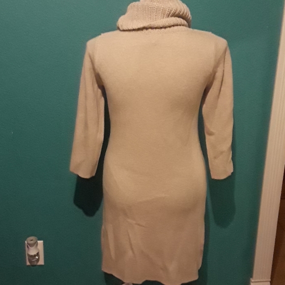 Vince Camuto dress.kowl neck. - Picture 7 of 9